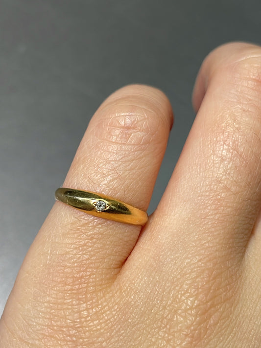 Vintage 18K Yellow Gold Diamond Gypsy Pinky Ring