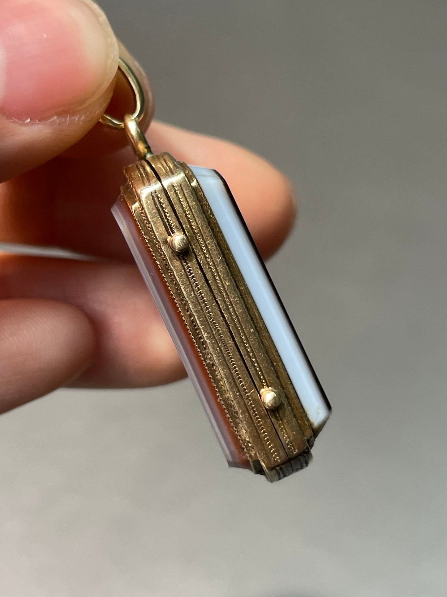 Antique 14K Yellow Gold Banded Agate Double Sided Locket