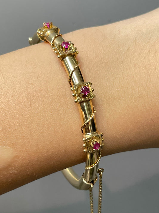 Vintage 14K Yellow Gold Natural Ruby Bangle Bracelet