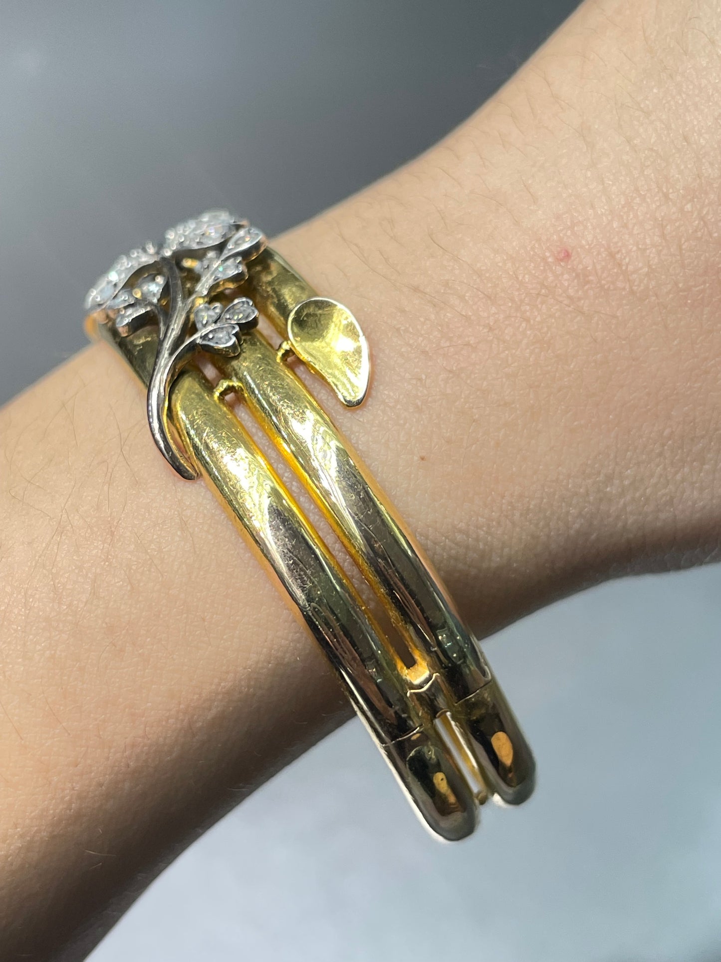 Antique French 18K Yellow Gold 0.58 CTW Diamond Shamrock Clover Bangle Bracelet