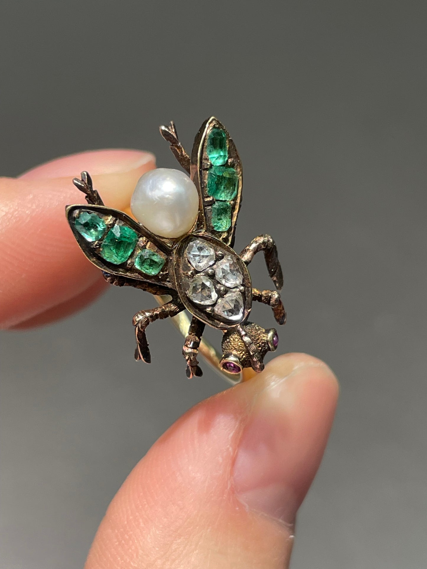 Antique 14K Yellow Gold Emerald Ruby Diamond Bug Ring