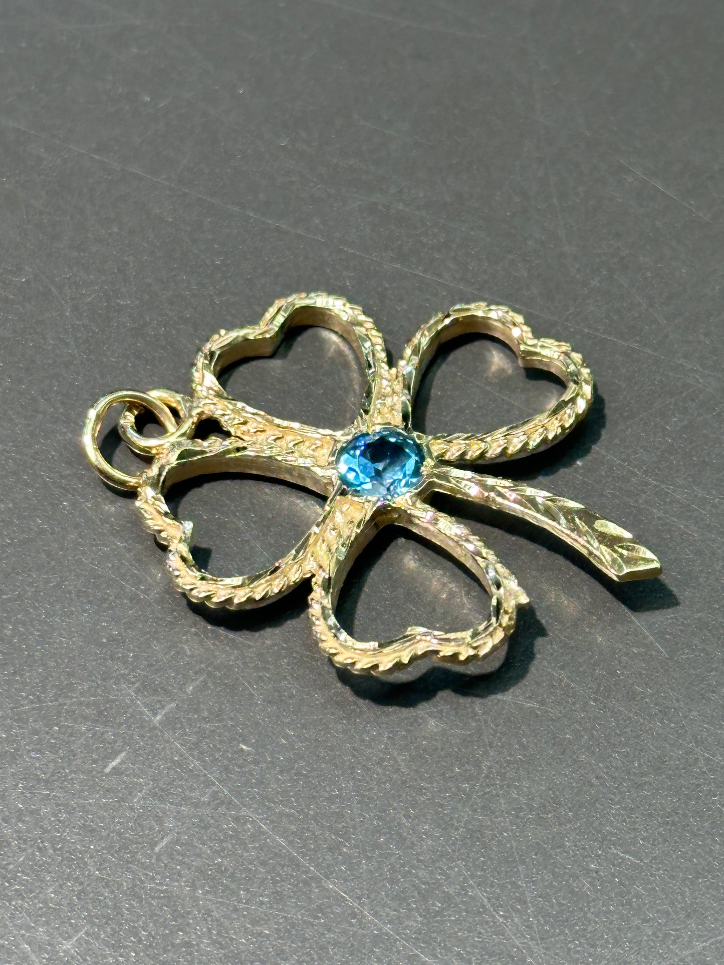 Vintage Large 14K Gold Topaz Flour Leaf Clover Charm Pendant