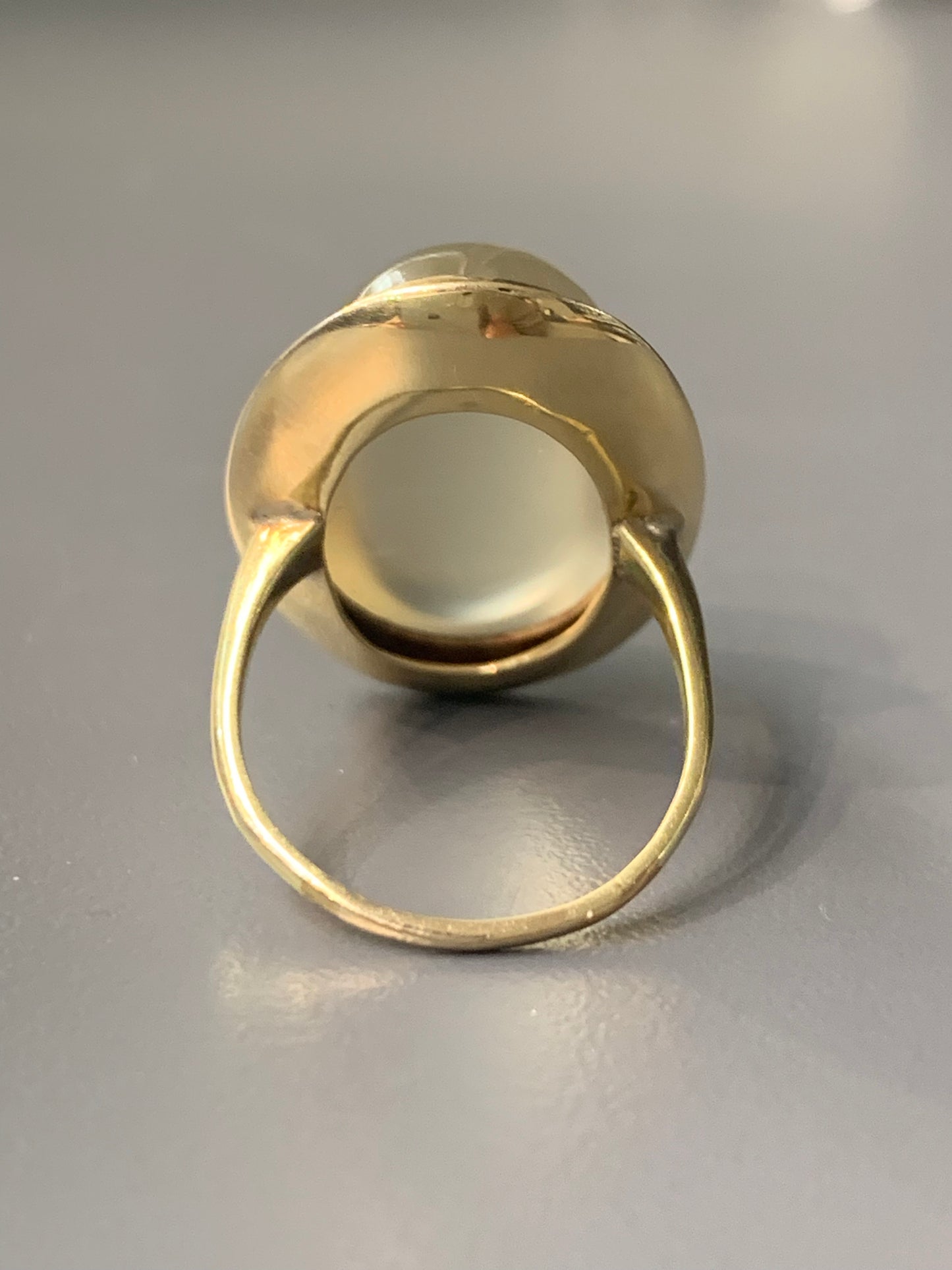 Art Deco 14K Yellow Gold Natural Cabochon Moonstone Ring