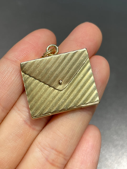 Vintage 14K Gold Accordion Envelope Book Pendant