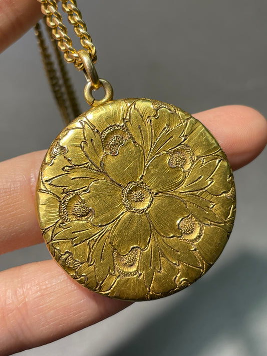 Art Nouveau 14K Yellow Gold Flower Locket Pendant