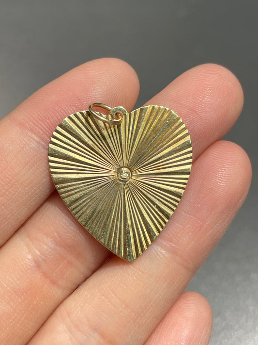 Vintage 14K Gold Engine Turned Heart Charm
