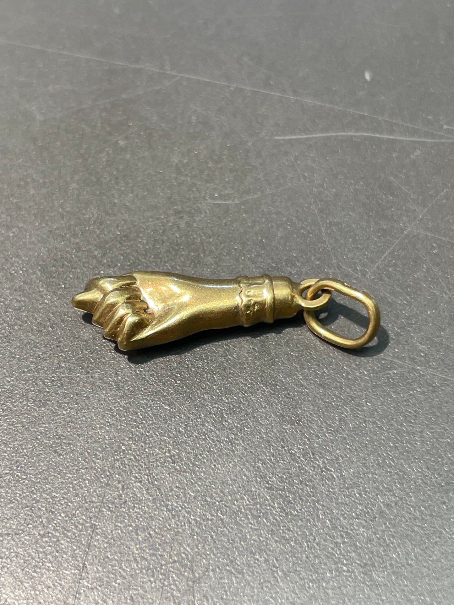 Vintage 14K Yellow Gold Mano Figa Charm Pendant