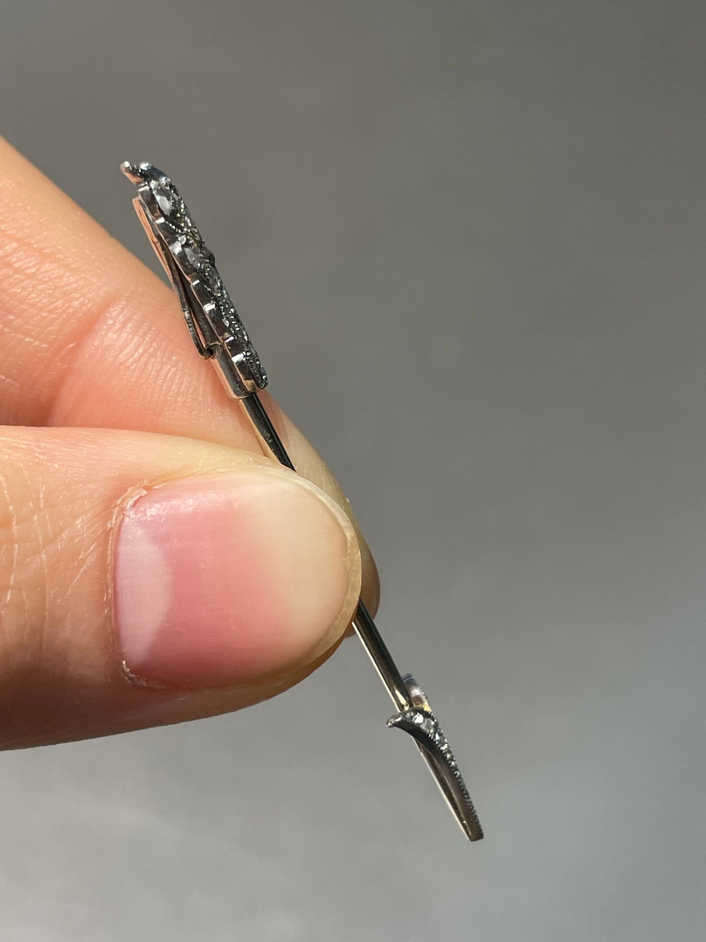 Antique Platinum 0.22 CTW Diamond Arrow Jabot Pin