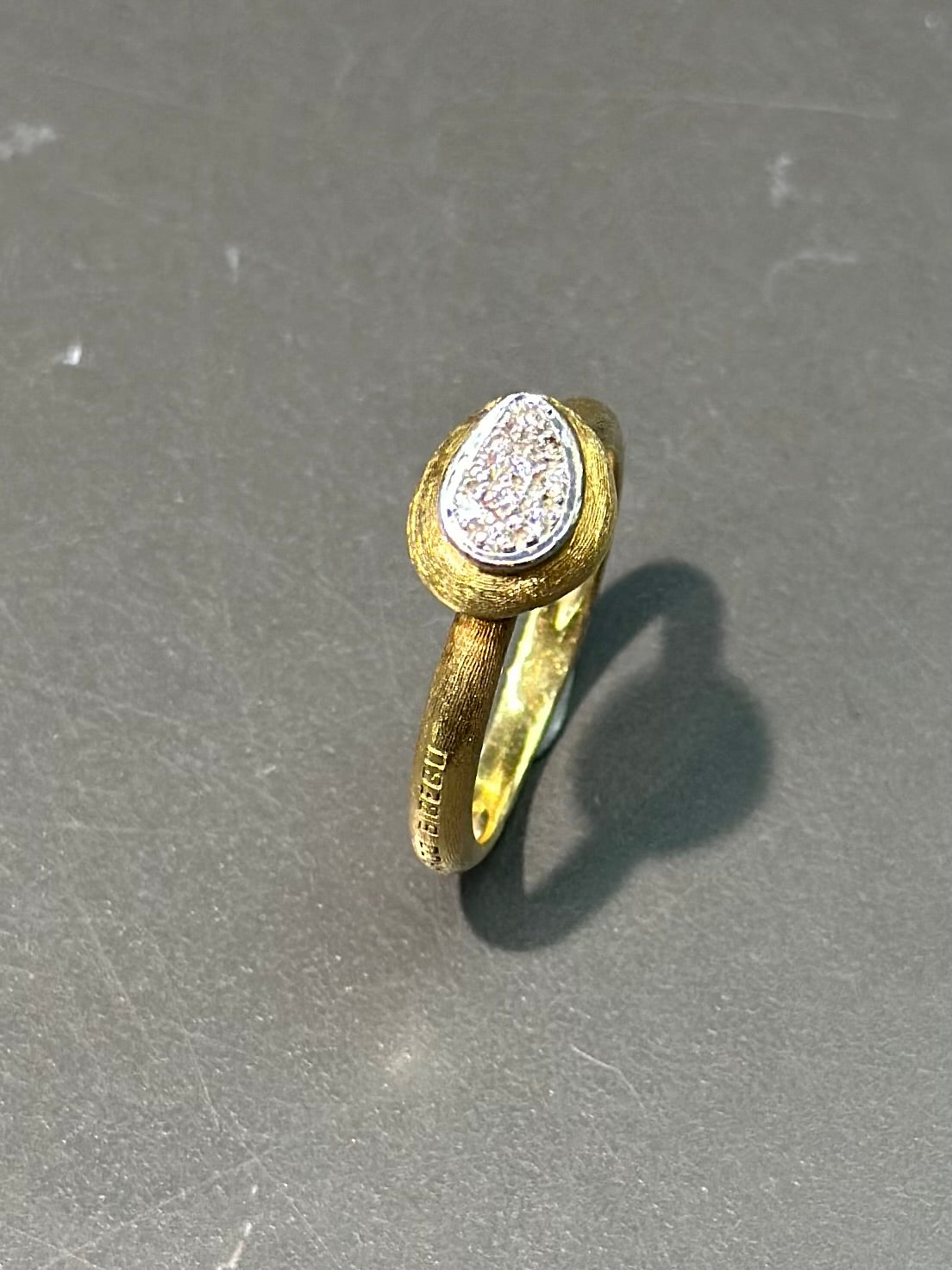 Marco Bicego 18K 金五彩斑斓 Isola 钻石戒指 尺寸 7