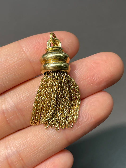 Vintage 18K Yellow Gold Tassel Pendant Charm