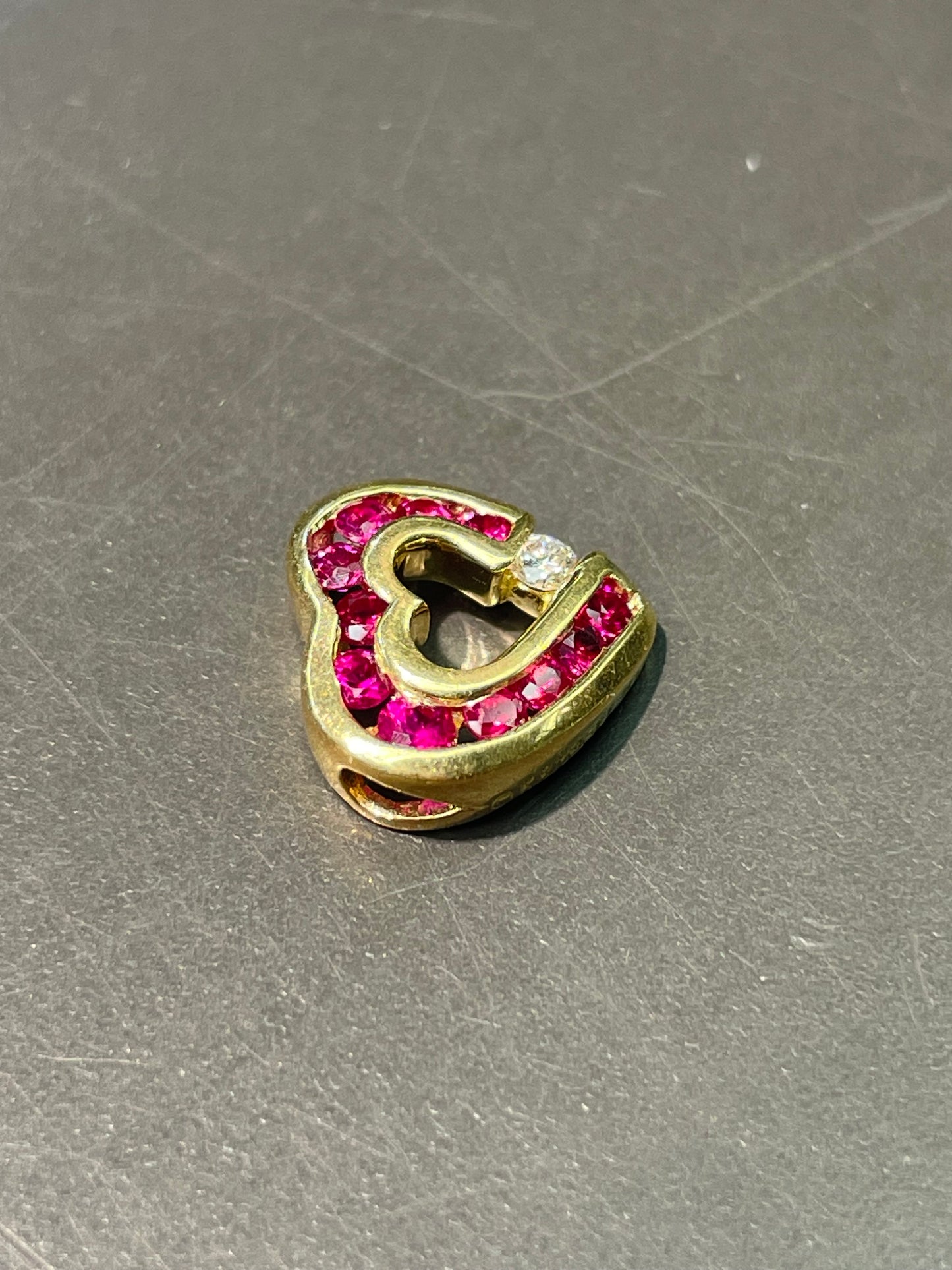 Charles Krypell 18K 金红宝石钻石心形滑动吊坠