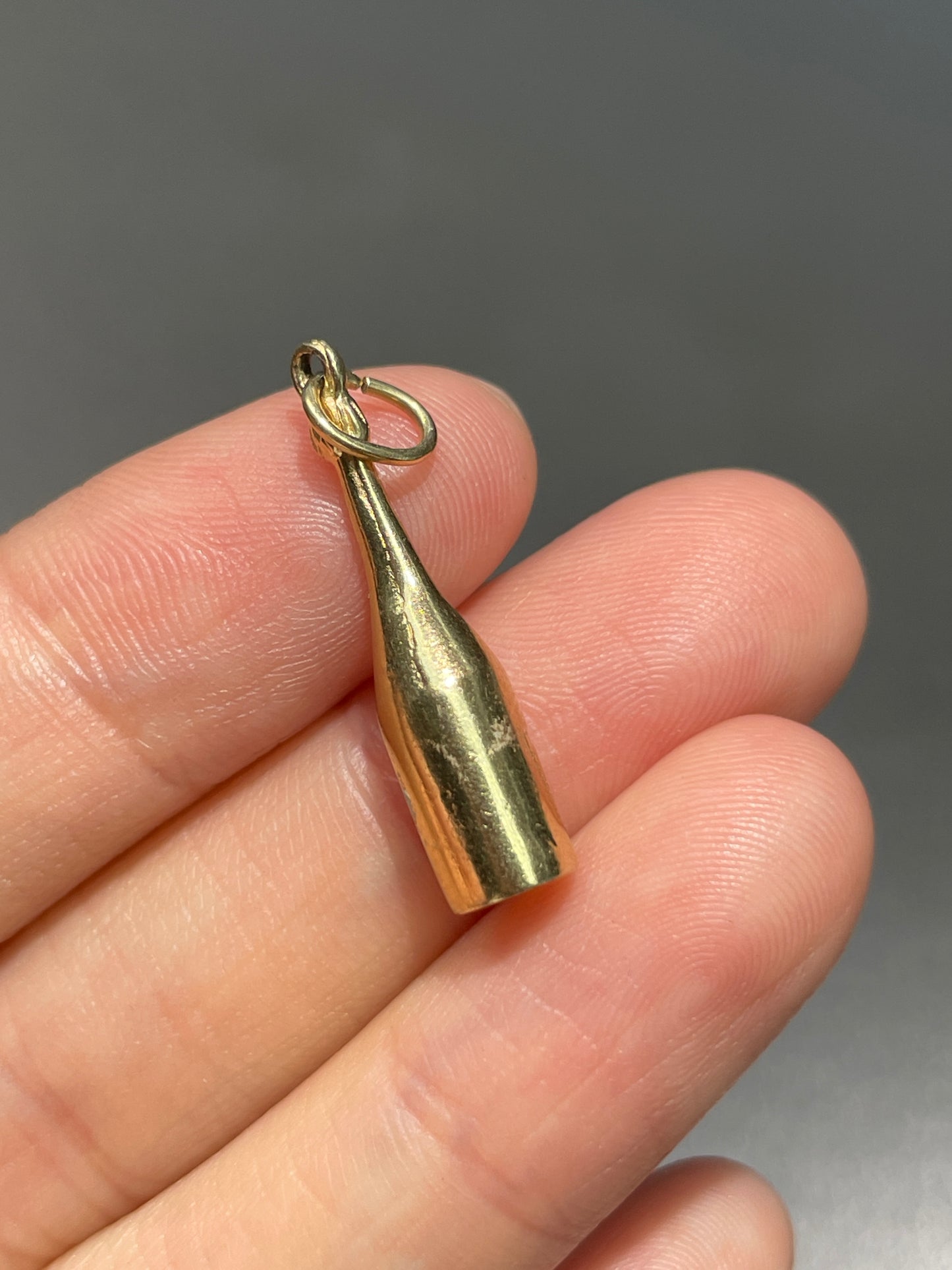 Vintage 14K Gold Solid Champange Charm