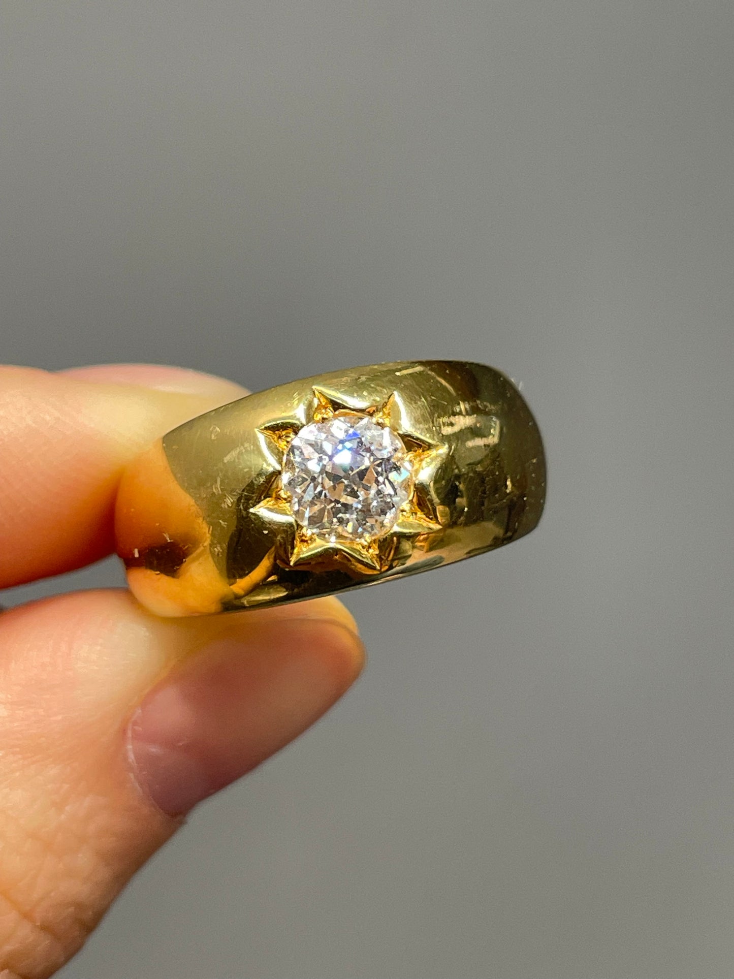 14K Yellow Gold 0.85 CTW Old Mine Cut Diamond Starburst Ring