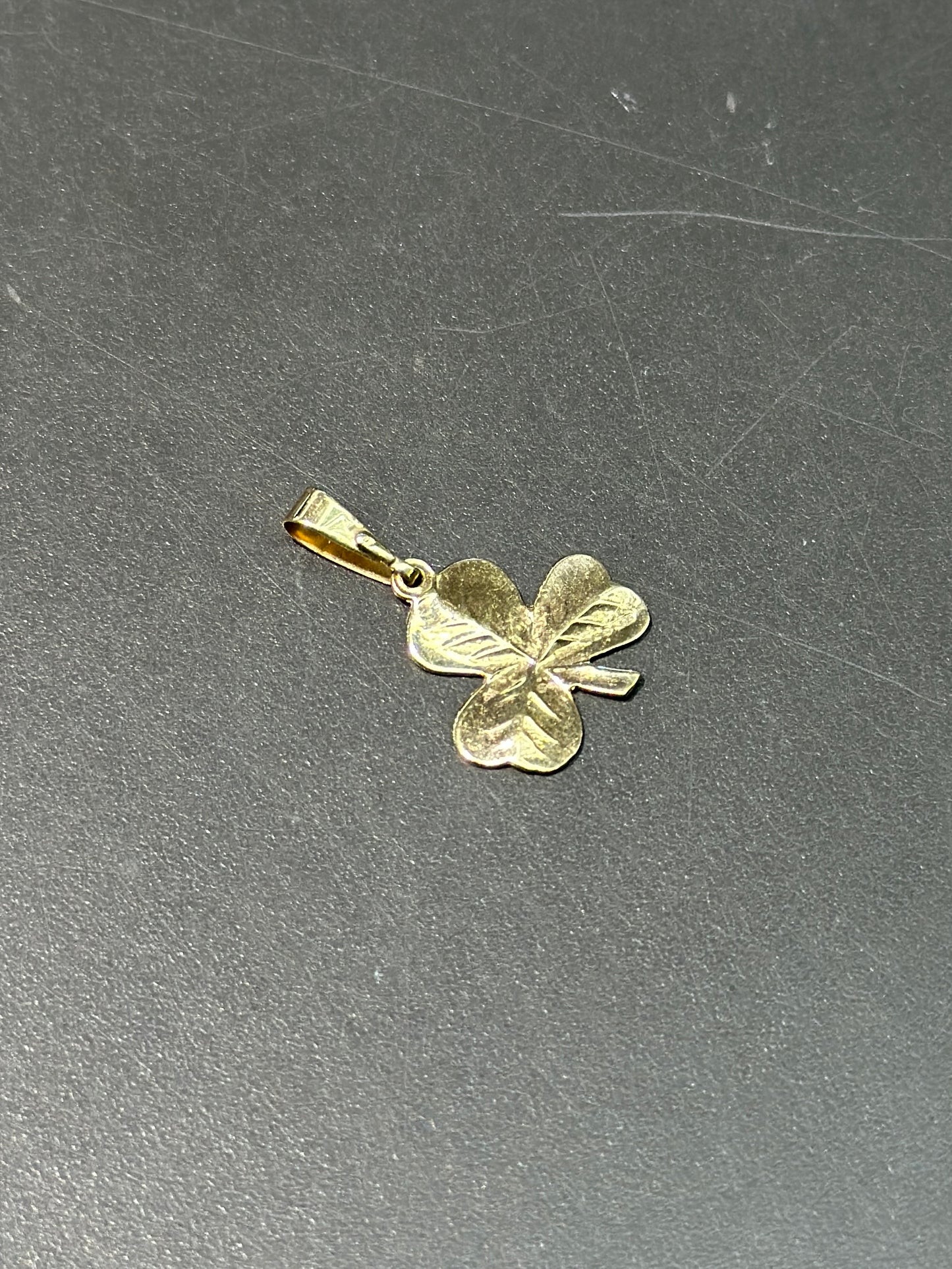 14K 金三叶草吊坠
