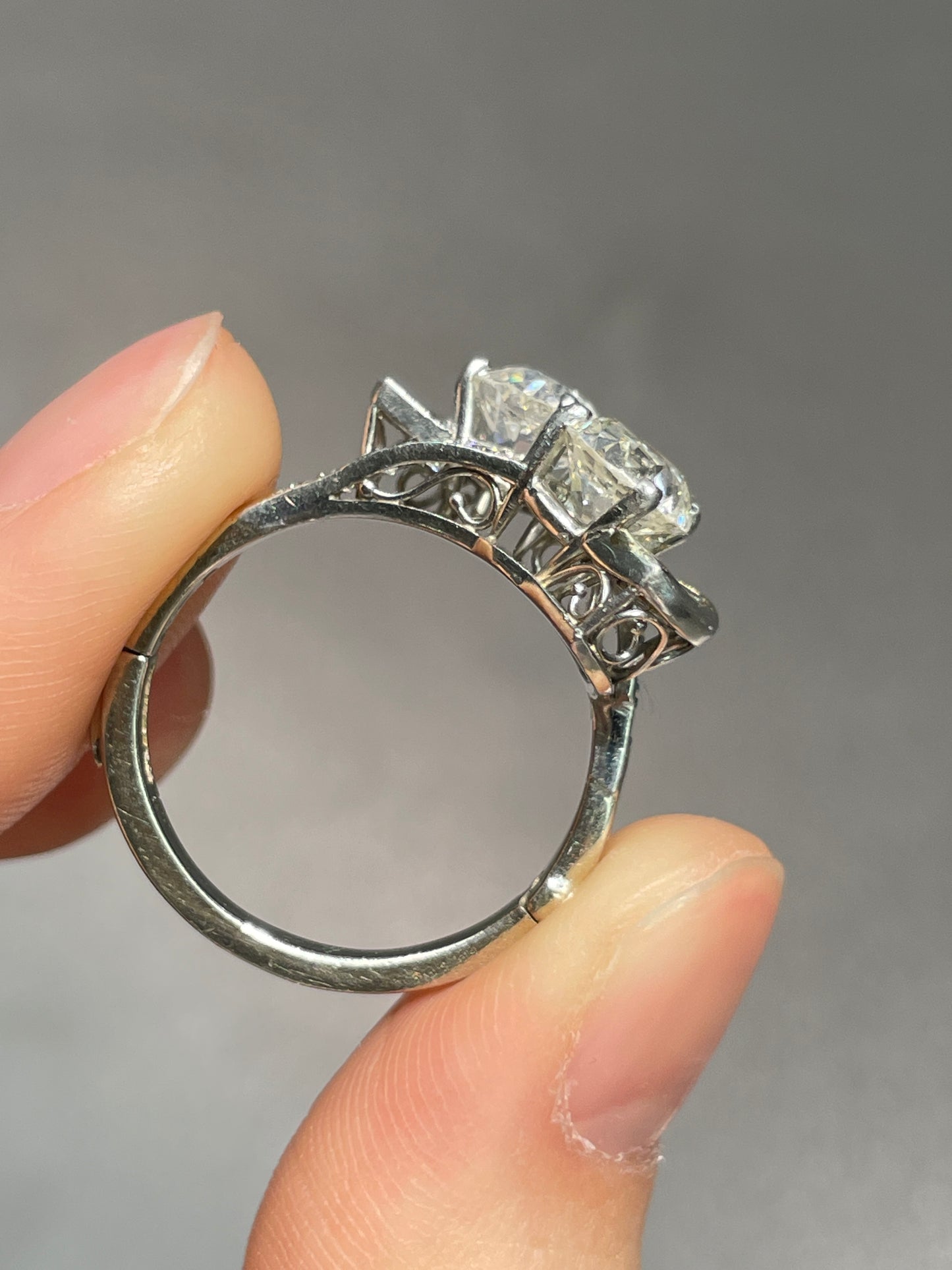 Vintage 14K 2.65 CTW Diamond Old European Old Mine Cut Toi Et Moi Candy Ring