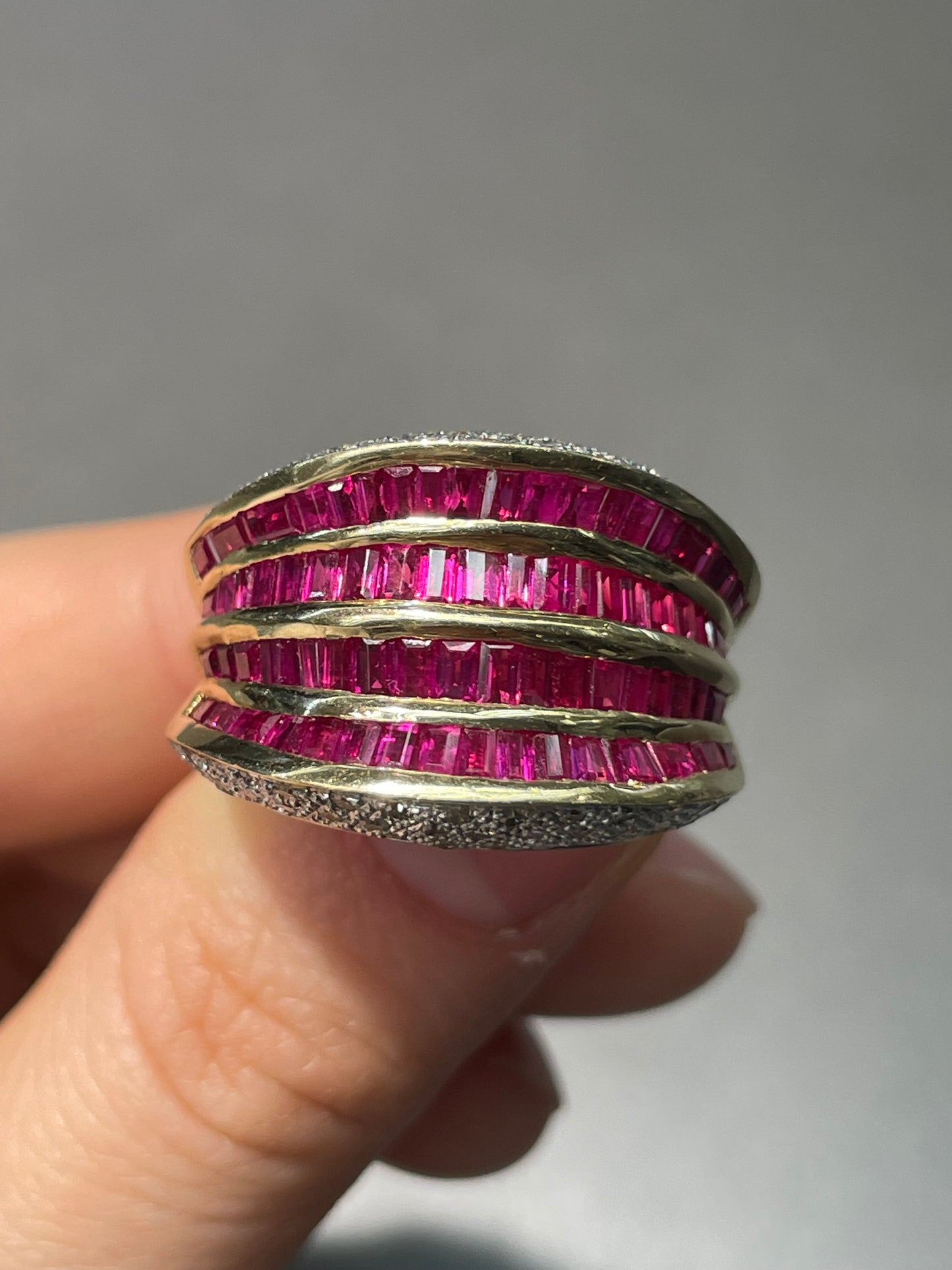 Vintage 14K Yellow Gold 3.84 CTW Ruby 0.86 CTW Diamond Statement Ring