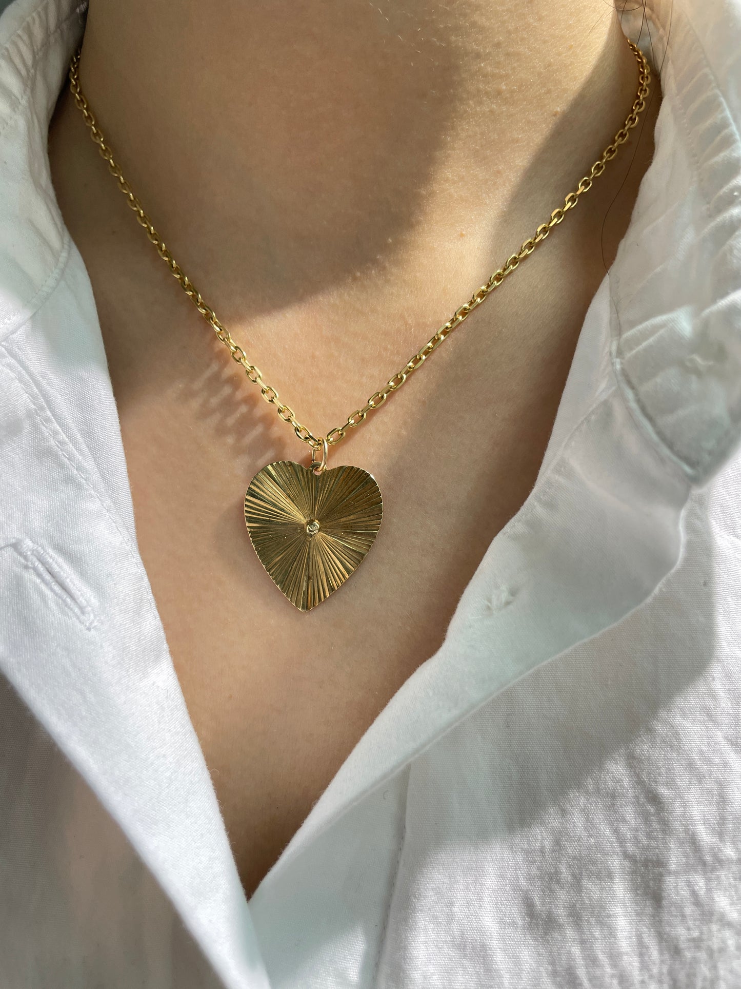 Vintage 14K Gold Engine Turned Heart Charm