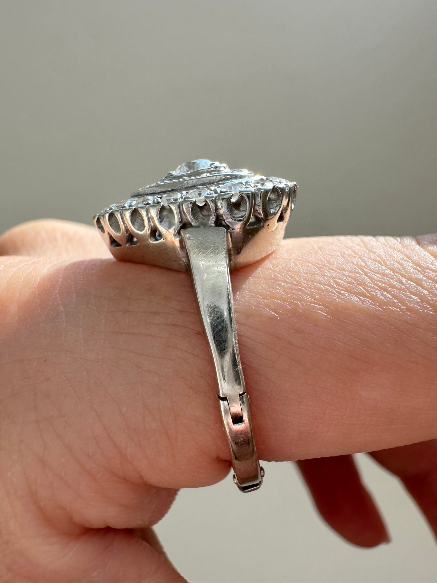 Vintage 14K White Gold 0.95 CTW Diamond Heart Ring