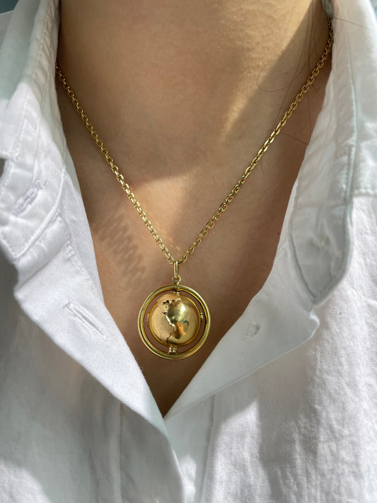 Vintage 14K Gold Large Spinning Globe Charm