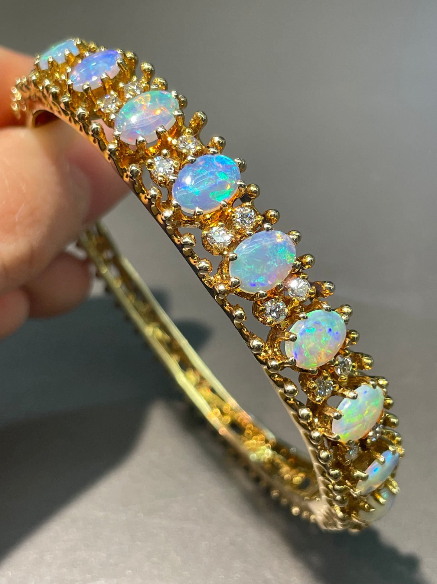 14K 金天然蛋白石 3.0 CTW 钻石手镯