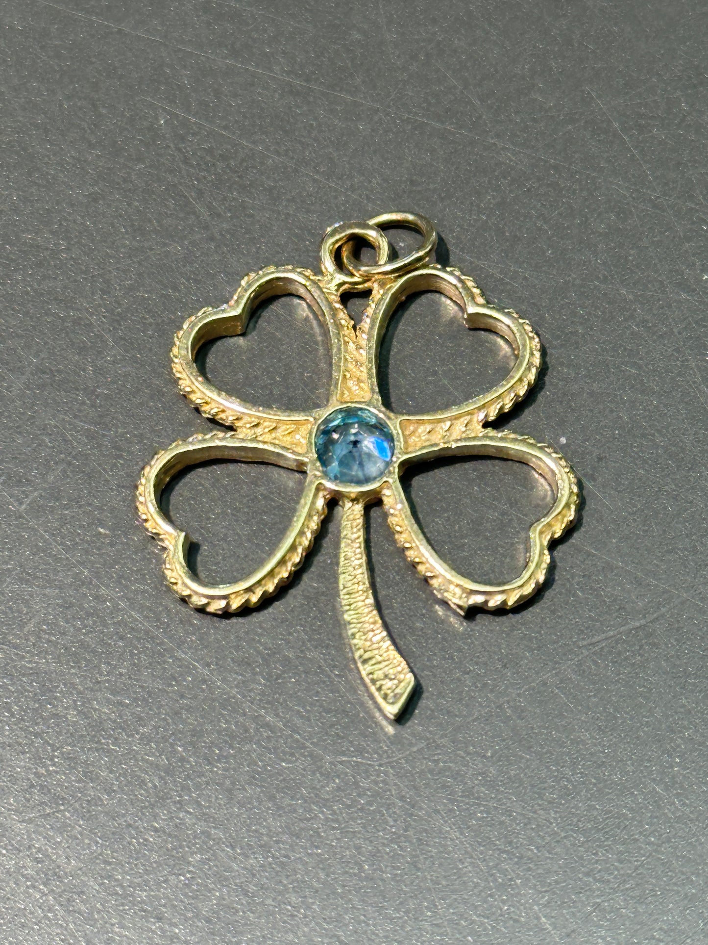 Vintage Large 14K Gold Topaz Flour Leaf Clover Charm Pendant
