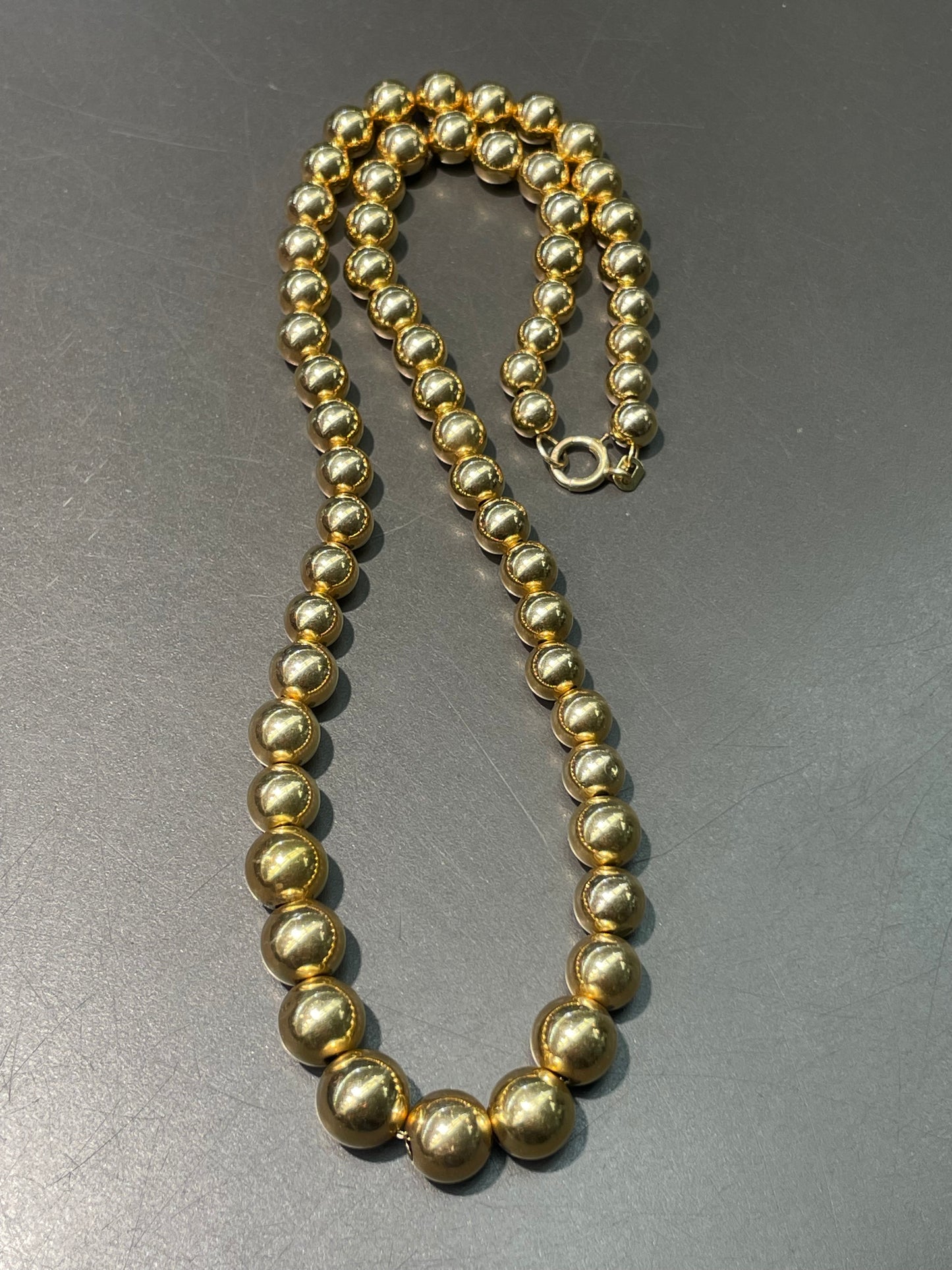 Vintage 14K Yellow Gold Graduated Bead Necklace