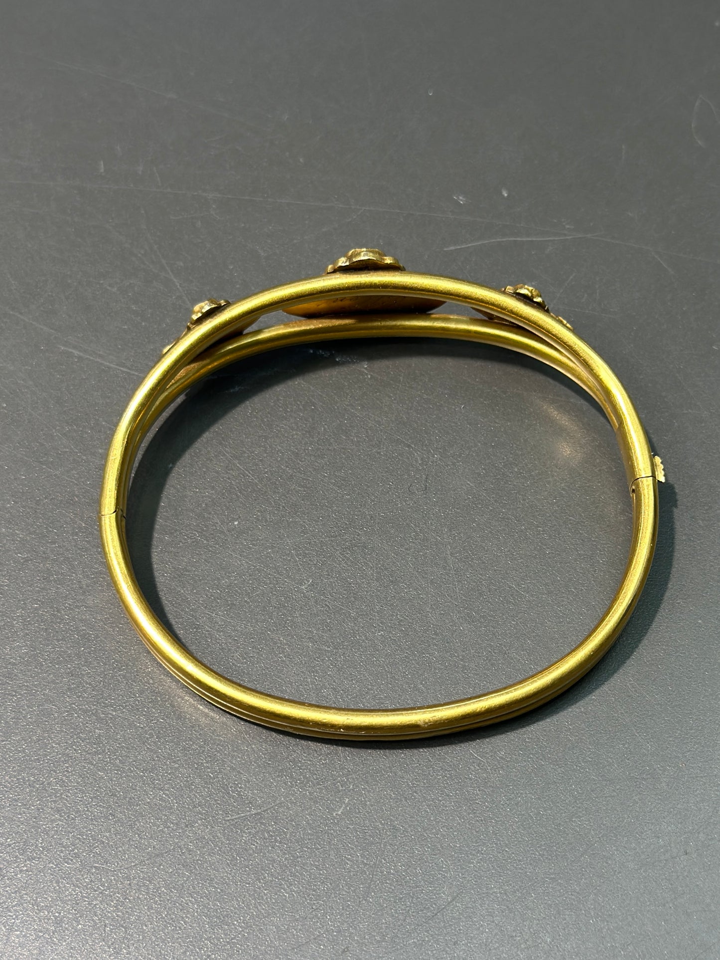 维多利亚 14K 金三狮石榴石钻石手链