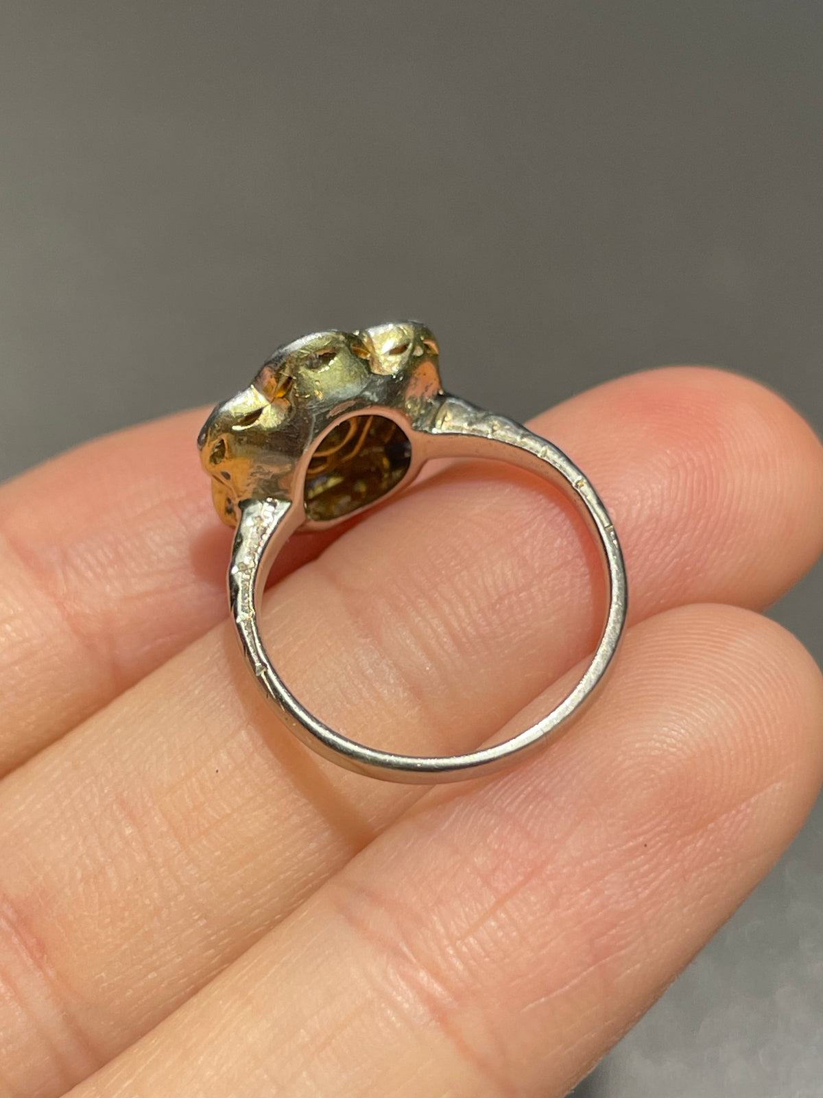 Antique 14K Gold Platinum Sapphire Diamond Knot Ring