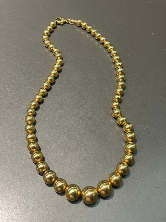 Vintage 14K Yellow Gold 12.0 mm Graduated Bead Necklace 16.0 inch