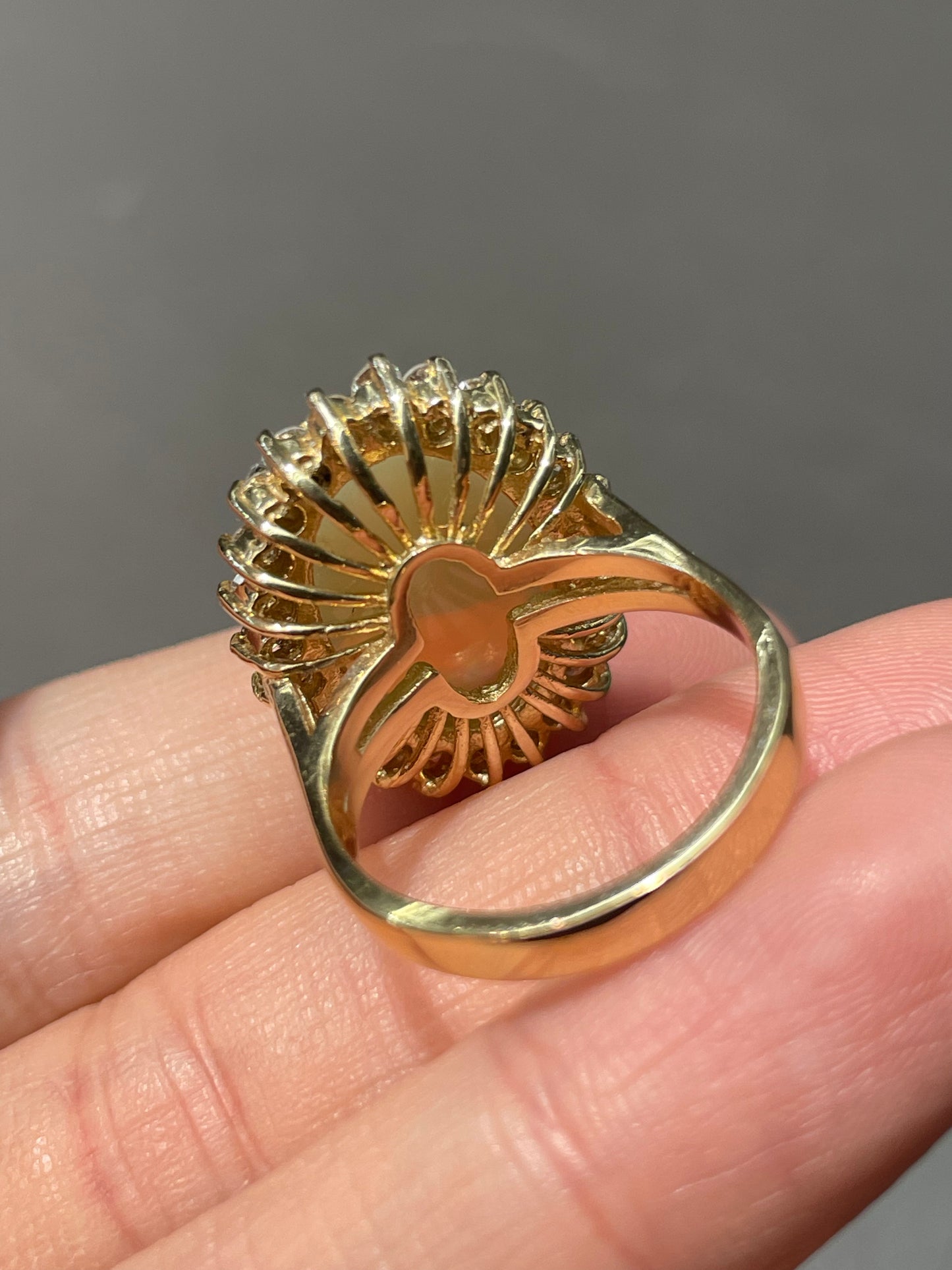 Bague halo de diamants opale en or 14 carats SZ 6.5