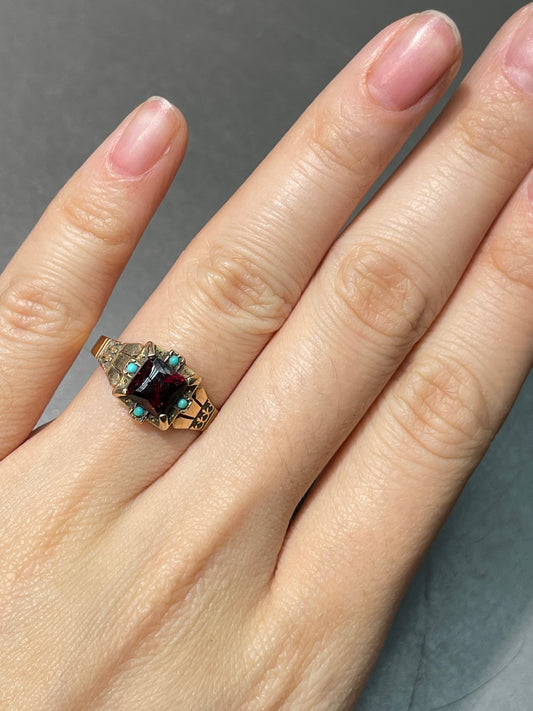 Antique Victorian 14K Yellow Gold Garnet Turquoise Ring