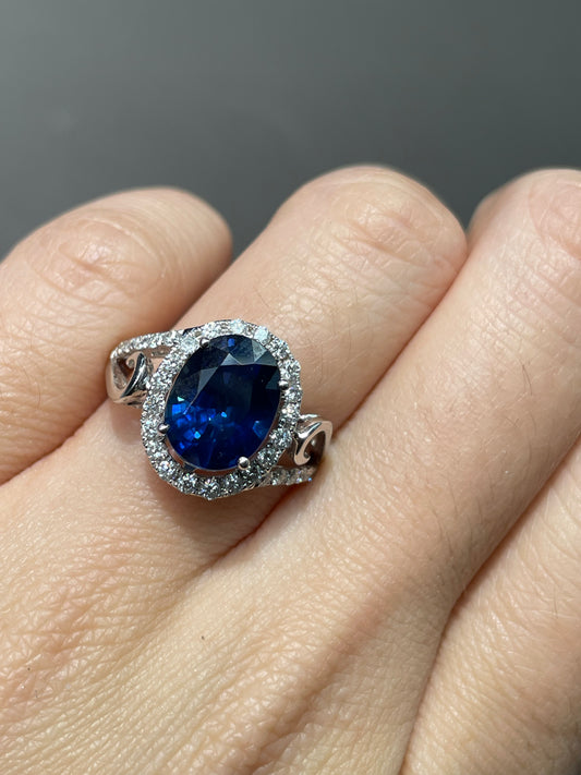 Vintage 18K White Gold GIA Sapphire Diamond Halo Ring
