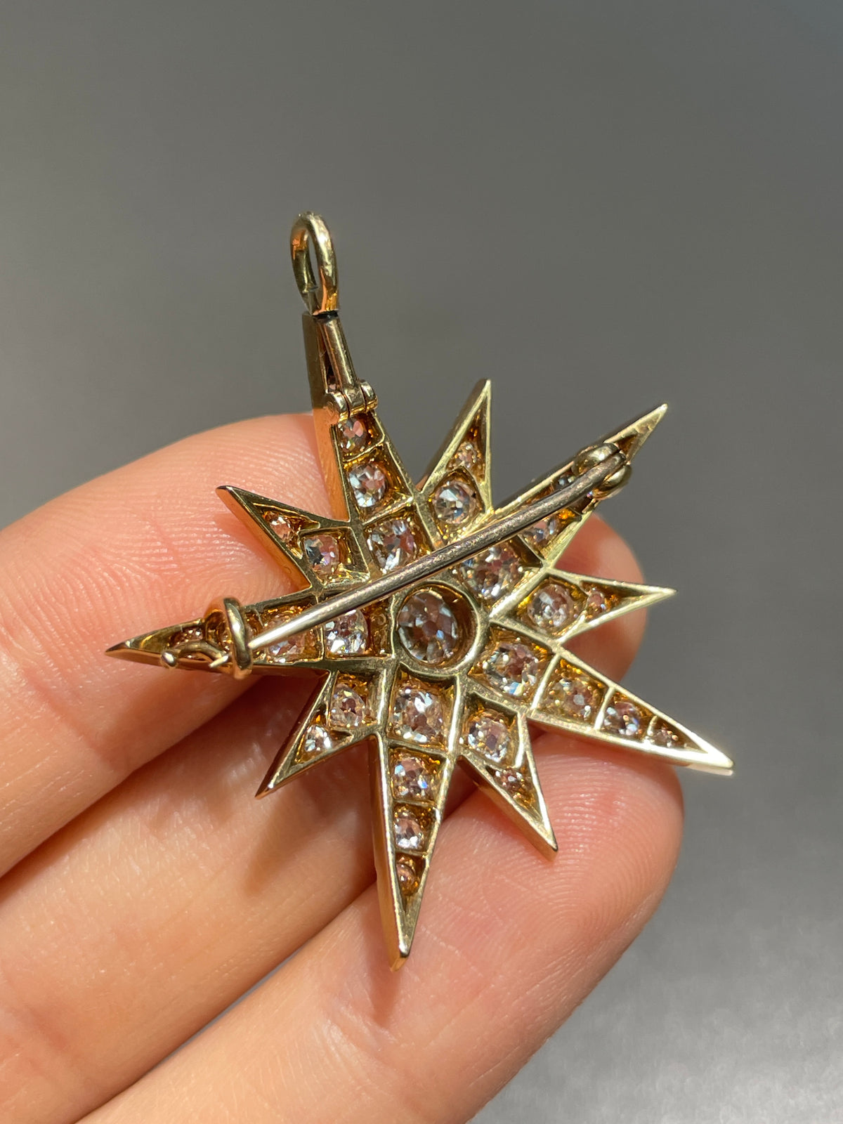 Antique 14K Gold 3.30 CTW Diamond Starburst Pendant Brooch