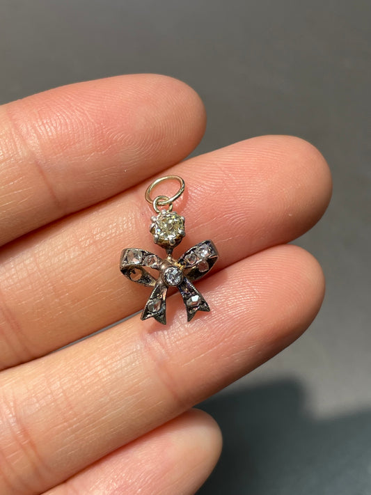 Antique Silver Topped 14K Yellow Gold 0.17 CTW Diamond Ribbon Bow Charm