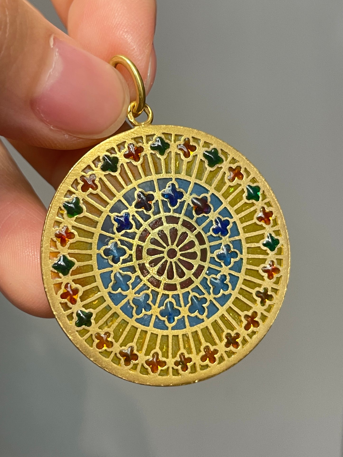 Vintage French 18K Gold Plique-á-Jour Pendant
