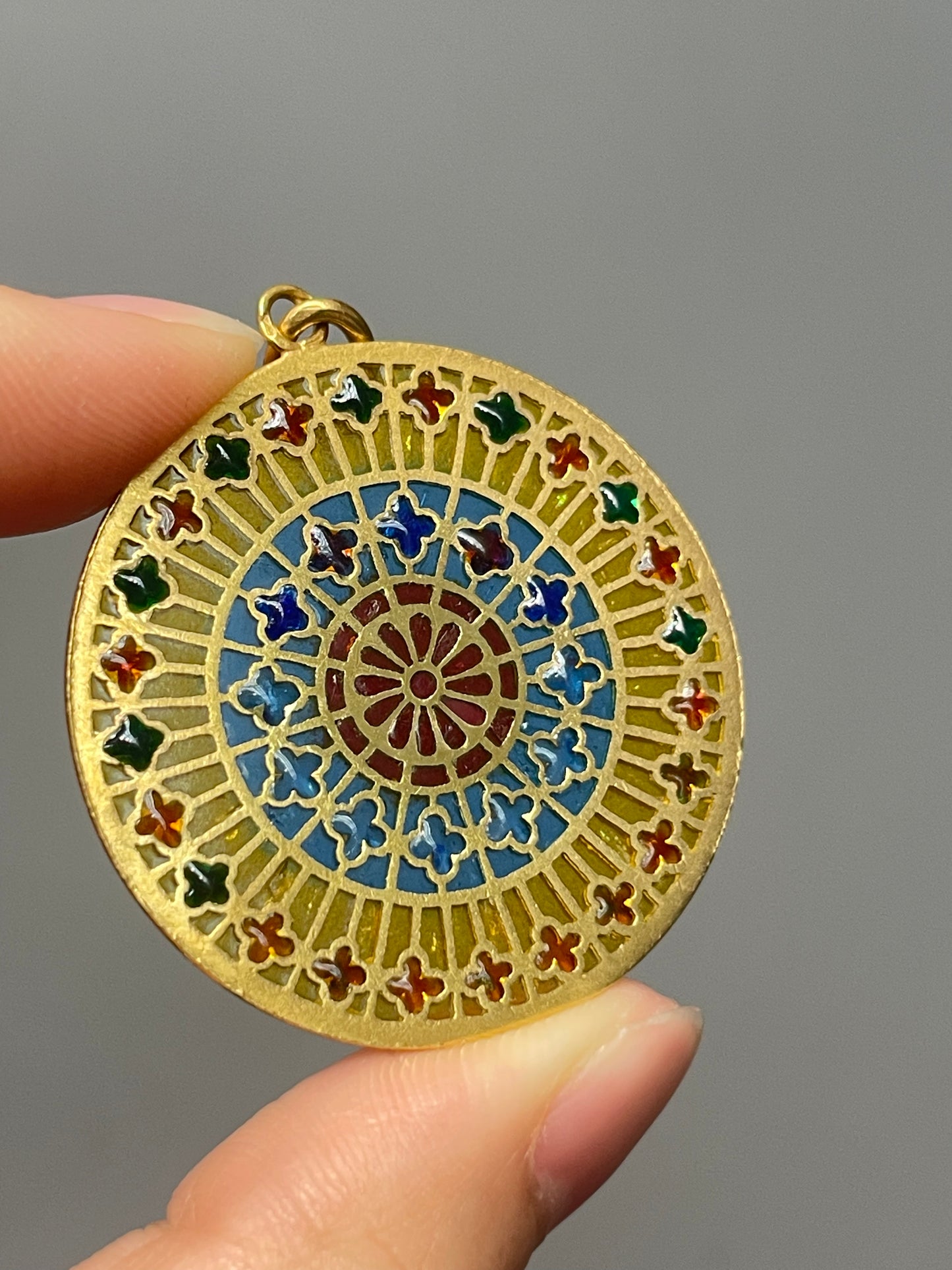 Vintage French 18K Gold Plique-á-Jour Pendant