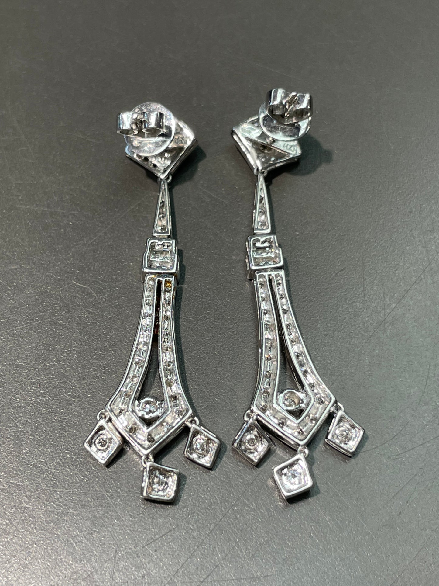 Vintage Art Deco Inspired 18K White Gold 1.78ctw Diamond Drop Earring