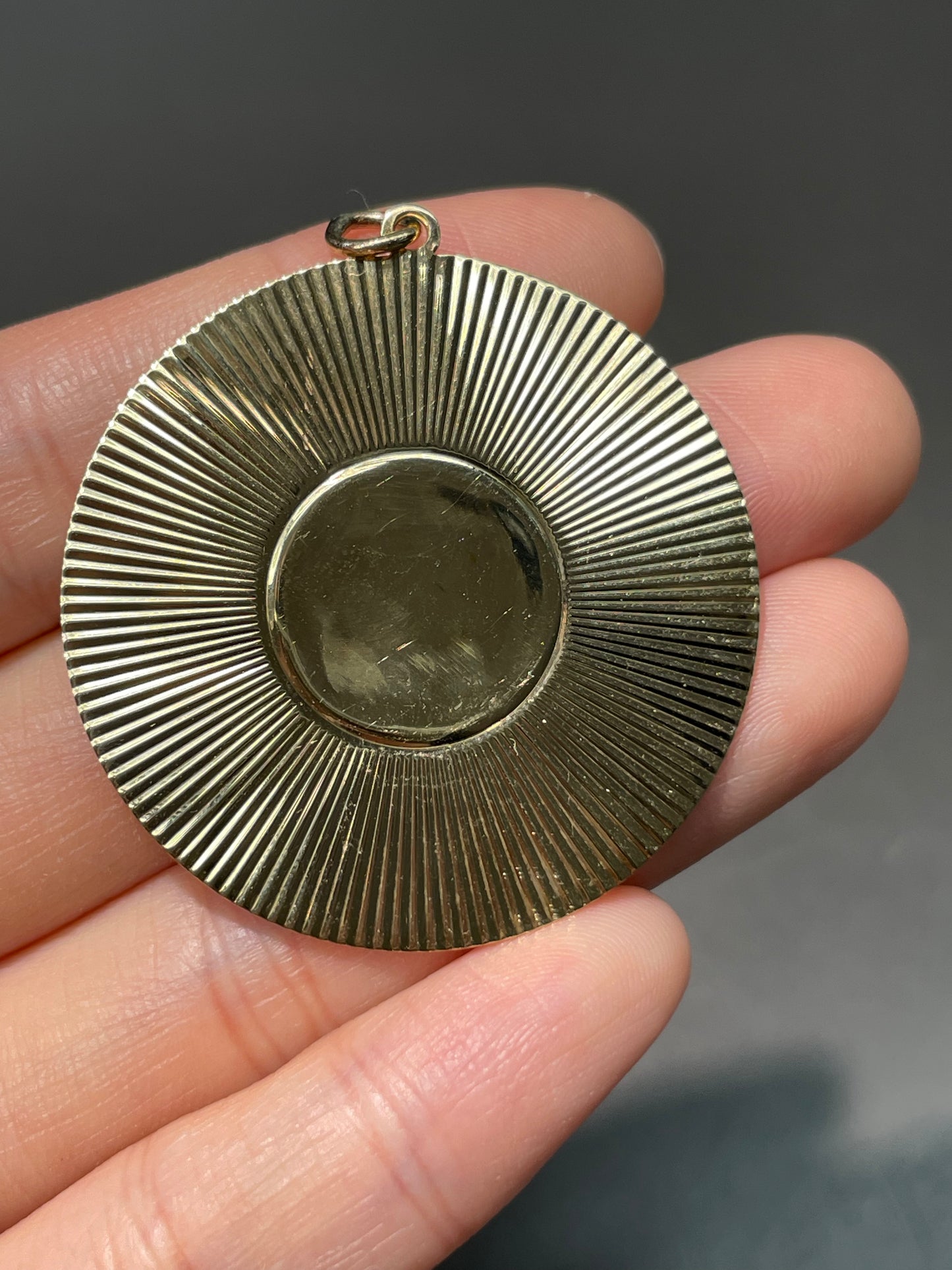 Vintage 14K Yellow Gold Engine Turned Circle Charm