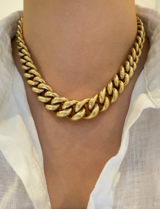 Vintage 14K Yellow Gold Graduated Curblink Chain Necklace