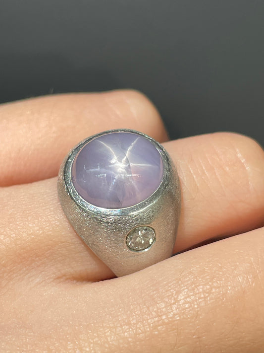 Vintage 14K White Gold Star Sapphire Diamond Gypsy Ring