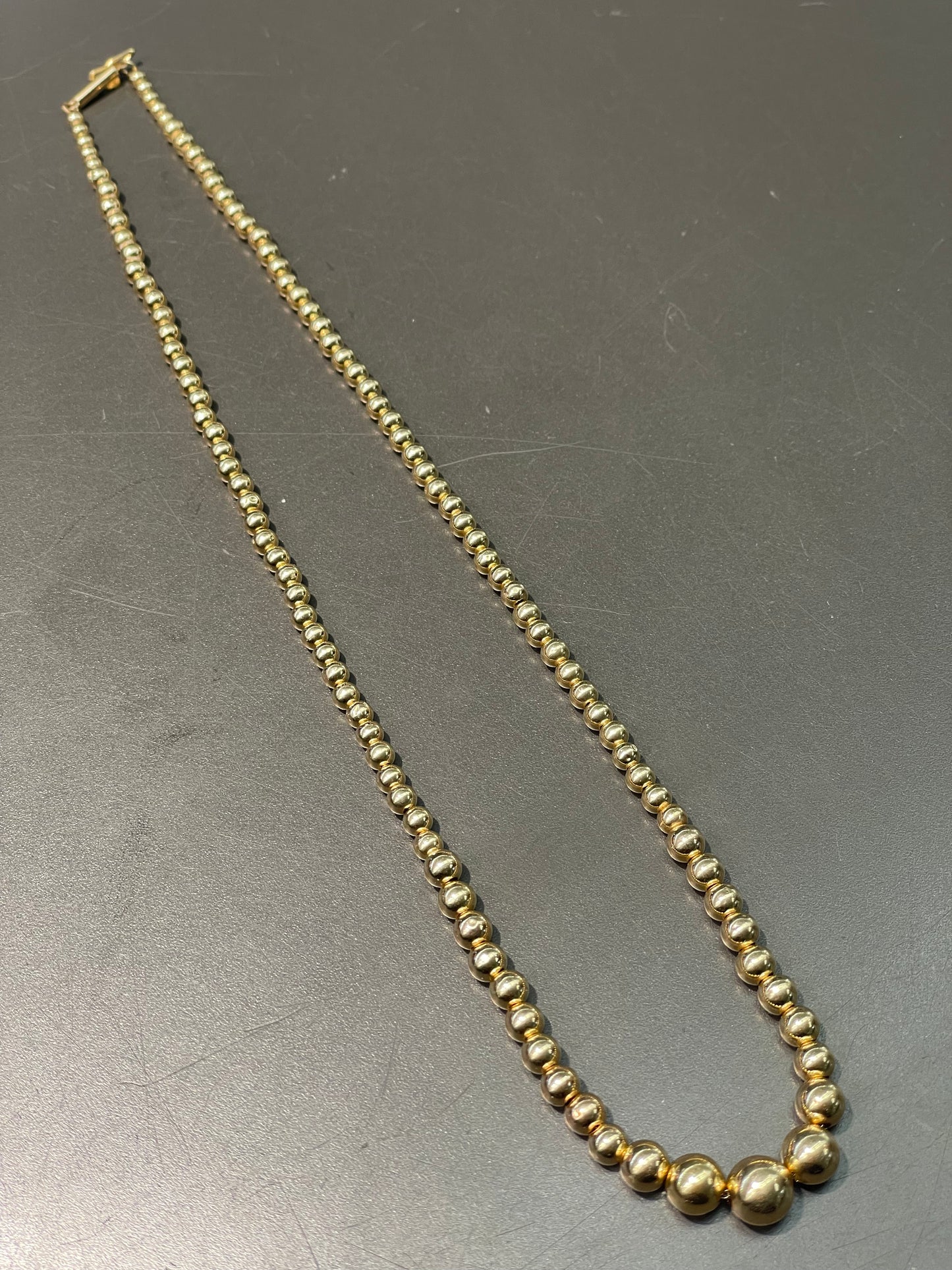 Vintage 14K Gold Graduated Bead Necklace 17.0 inch