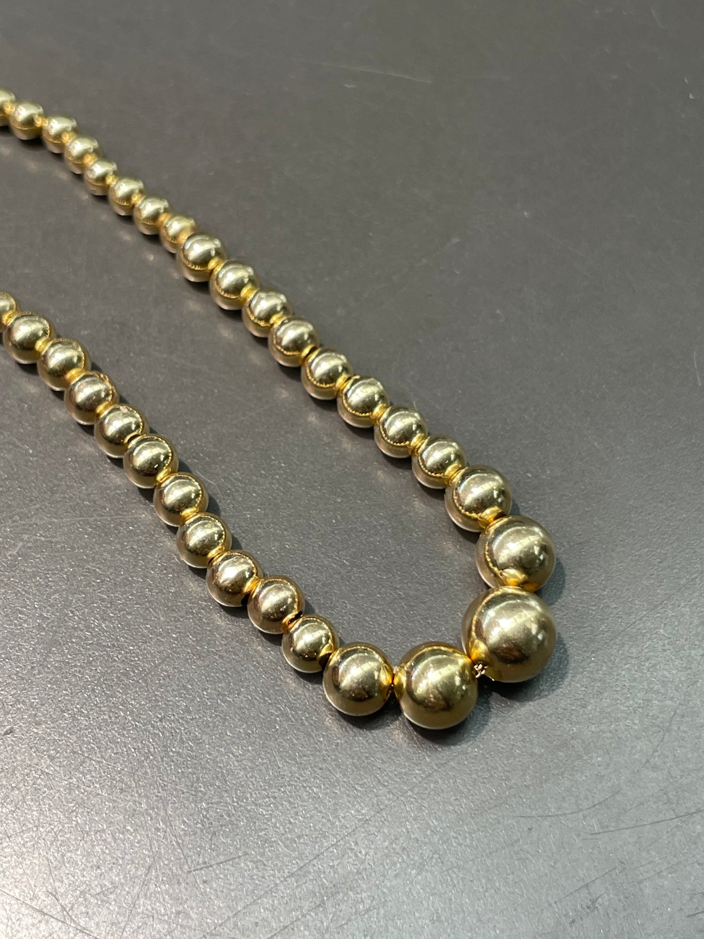 Vintage 14K Gold Graduated Bead Necklace 17.0 inch