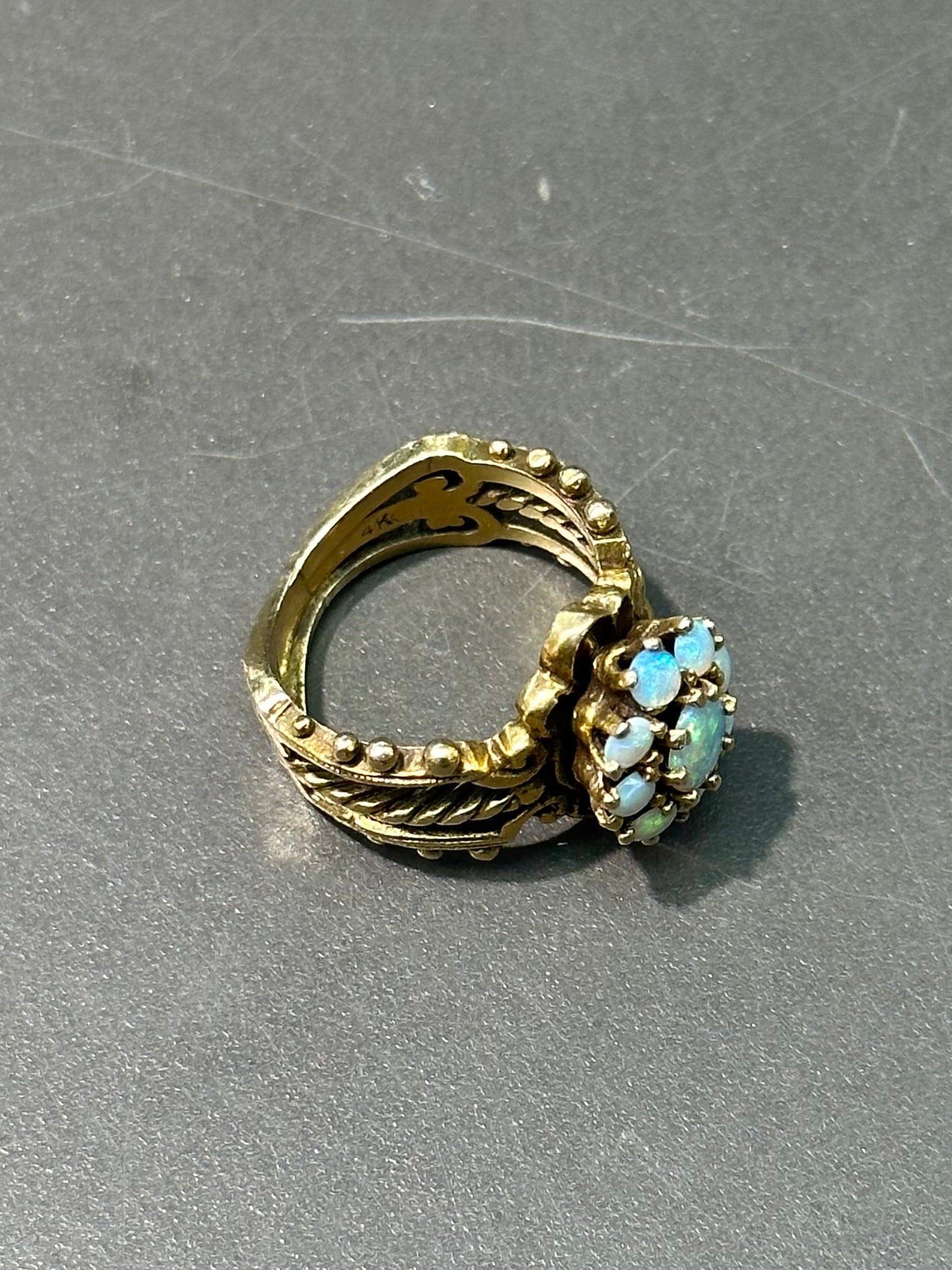 古董 14K 金蛋白石簇戒指