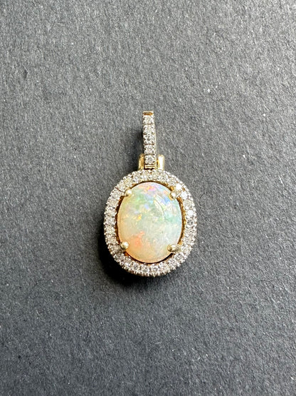 14K 金蛋白石钻石光环吊坠