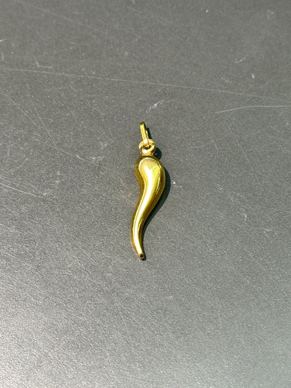 18K 金镂空意大利牛角吊坠