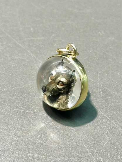 古董 14K 金反向彩绘埃塞克斯水晶德国牧羊犬吊坠