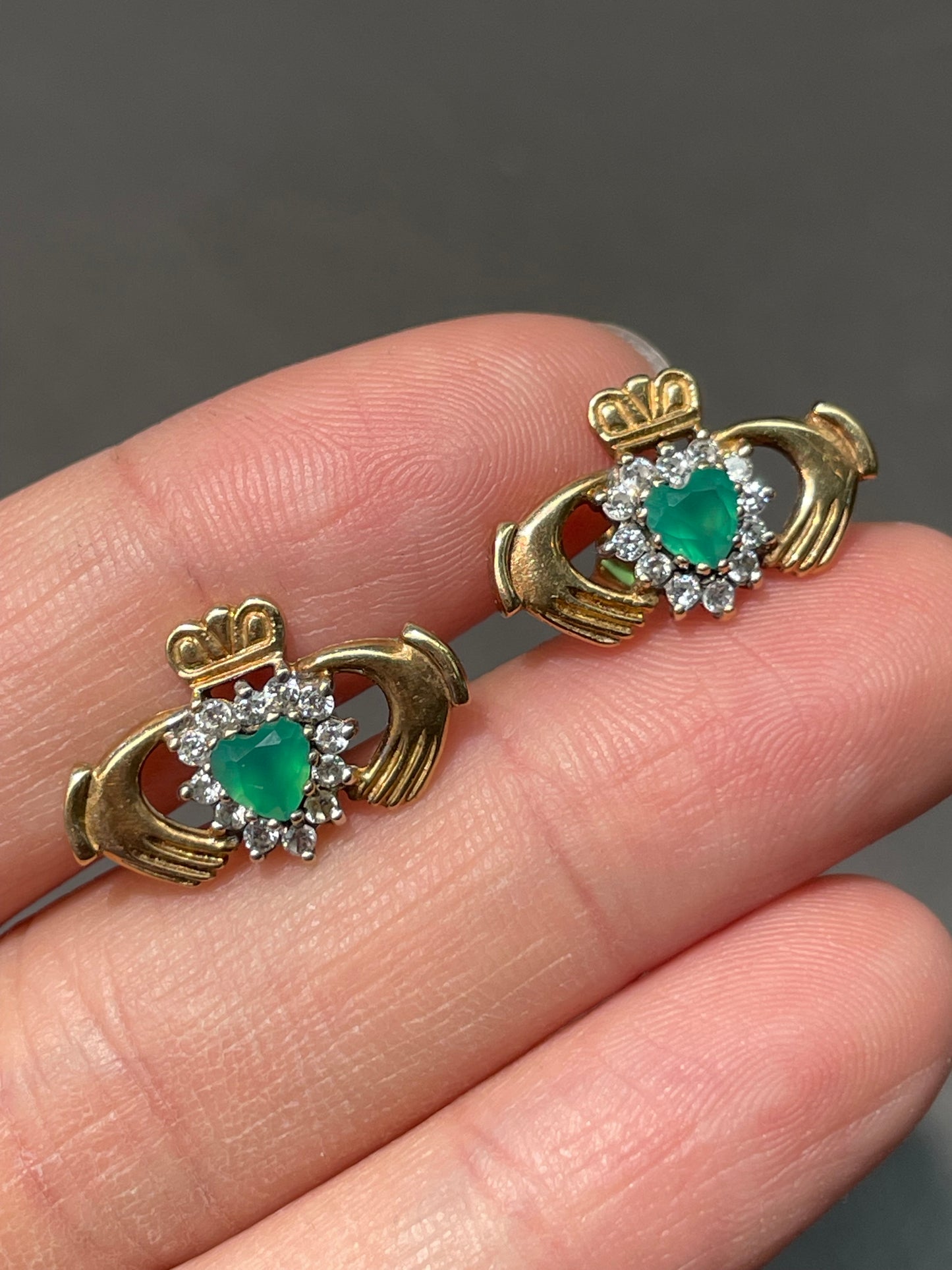 Vintage 14K Gold Chrysoprase Diamond Halo Claddaugh Earring