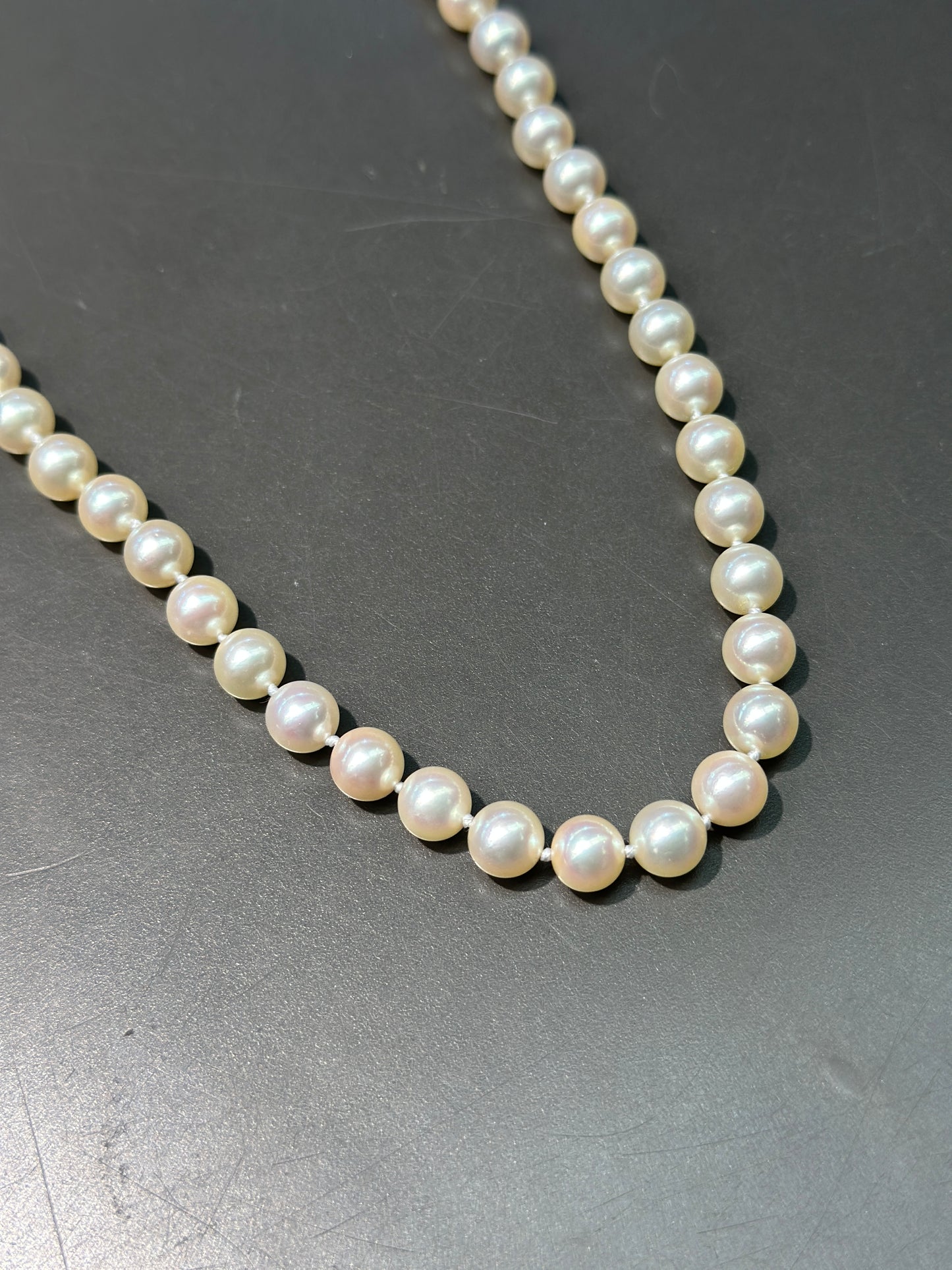 Collier de perles de culture Mikimoto en or 14 carats de 7,0 mm