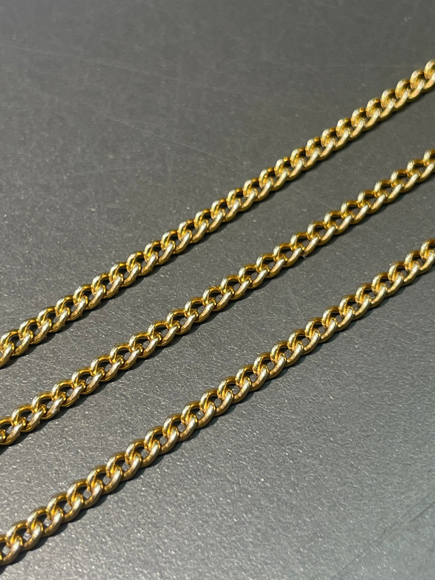 Vintage 14K Yellow Gold 2.0 mm Curb Link Watch Chain Necklace 21.0 inch