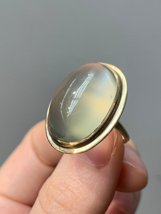 装饰艺术 14K 黄金天然凸圆形月光石戒指